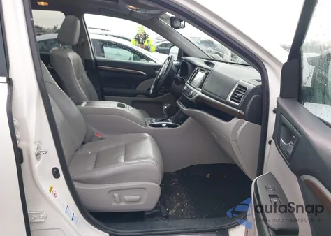 2015 Toyota Highlander Limited Platinum V6 из США, поврежденный, VIN 5TDDKRFH1FS185789